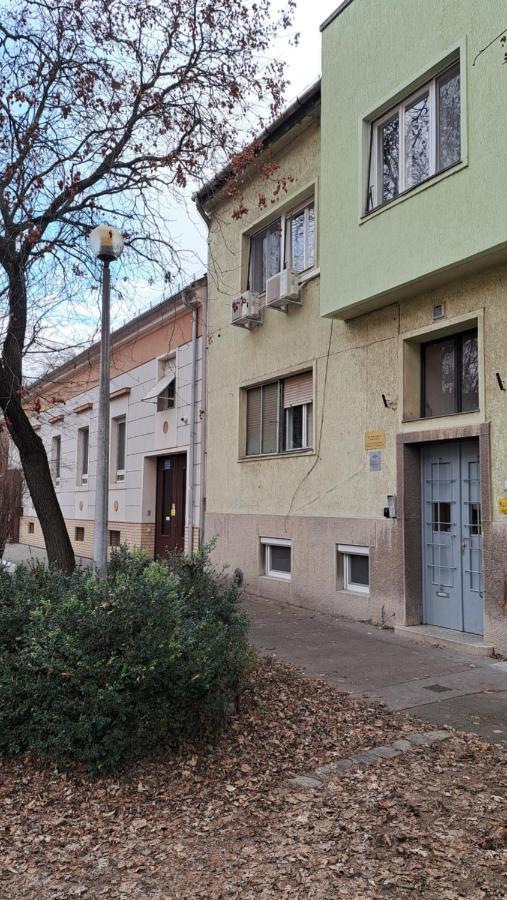 Eper Apartman Segedyn Zewnętrze zdjęcie